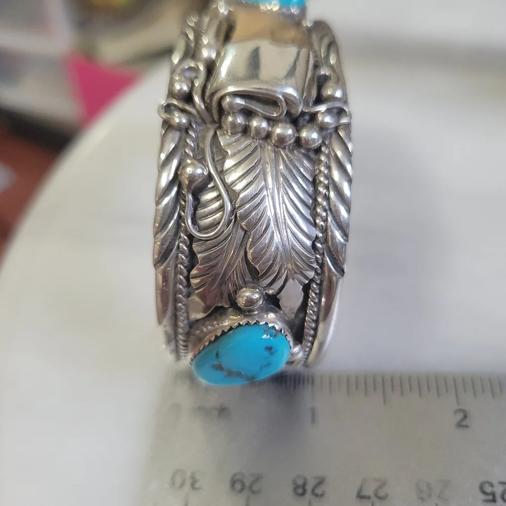 Sterling Silver,Natural Turquoise, Rare Bearclaw "TedJoe" Navajo Cuff Bracelet - Picture 5 of 12